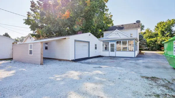 114 W North ST, Danvers, IL 61732