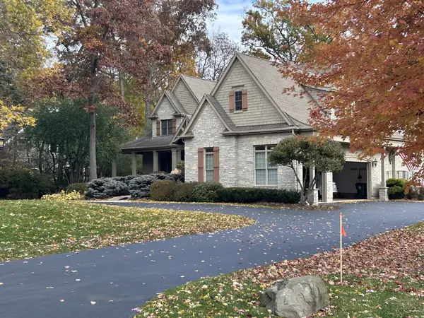 4410 Woodland Hollow TRL,  Prairie Grove,  IL 60012