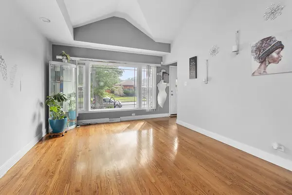 11310 S Peoria ST, Chicago, IL 60628