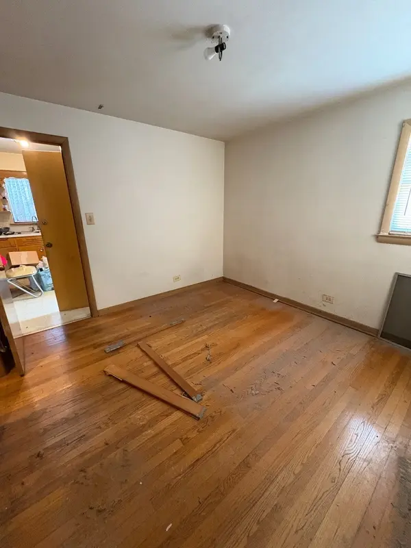 4842 S Kolin AVE, Chicago, IL 60632