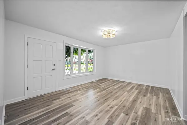 13116 Fairway DR, Crestwood, IL 60418