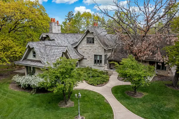 3500 Spring RD,  Oak Brook,  IL 60523