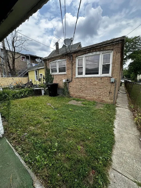 12014 S Wallace ST, Chicago, IL 60628