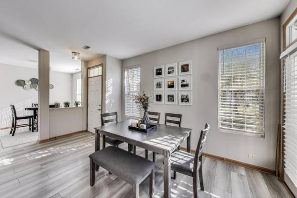 2641 CHRISTIE DR #6-1, Algonquin, IL 60102