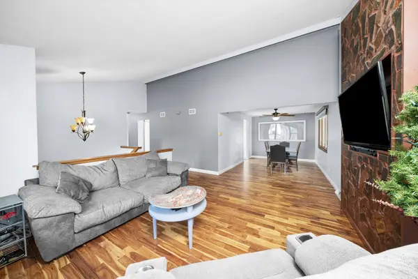 14653 S Cricketwood CT, Homer Glen, IL 60491