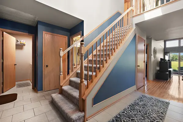 17394 Brook Crossing LN, Orland Park, IL 60467