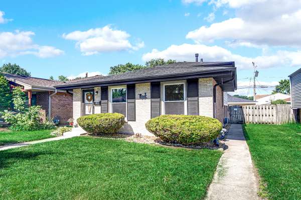 14112 S Hoxie AVE, Burnham, IL 60633
