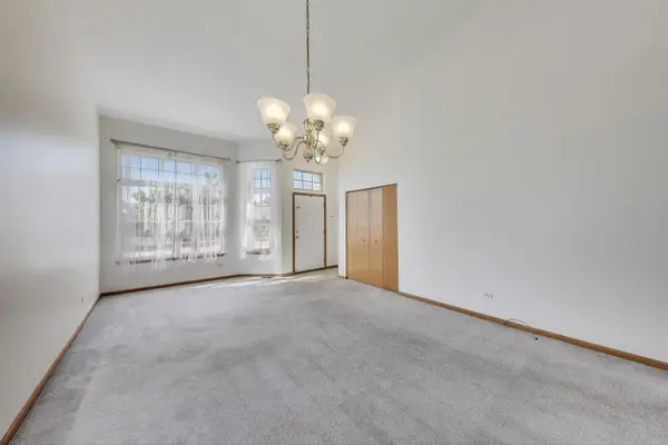 7309 Fordham LN, Plainfield, IL 60586