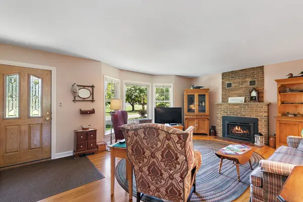 165 N Mozart ST, Palatine, IL 60067