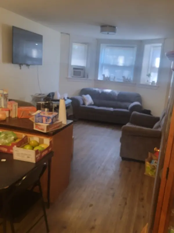 4032 W Kamerling AVE, Chicago, IL 60651