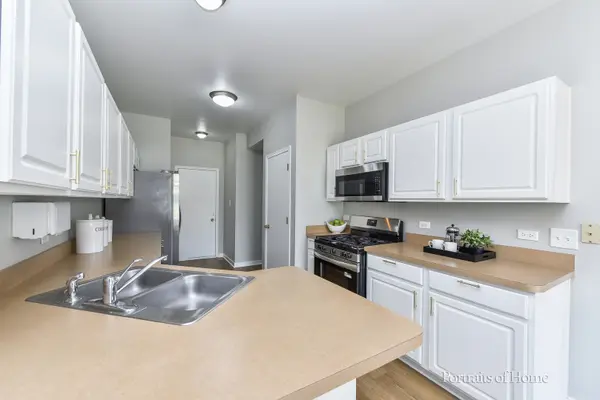 6892 Como CT, Tinley Park, IL 60477