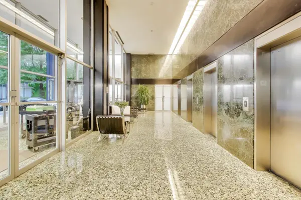 900 N LAKE SHORE DR #802-4, Chicago, IL 60611