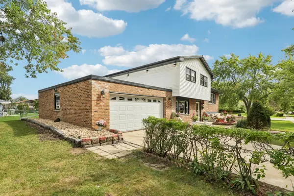 16157 Ozark AVE, Tinley Park, IL 60477