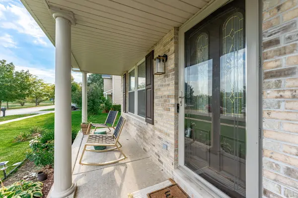 9703 Creekside DR, Wonder Lake, IL 60097