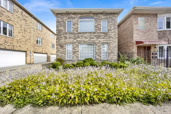 2725 S Quinn ST, Chicago, IL 60608