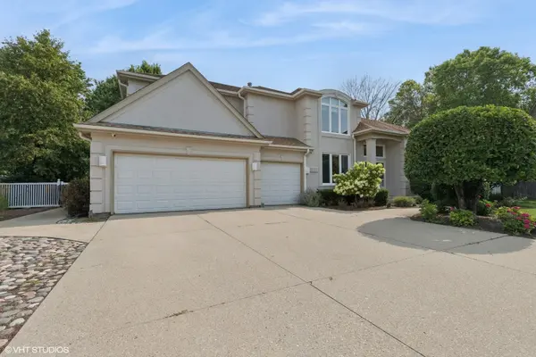 2033 Olive Hill DR, Buffalo Grove, IL 60089
