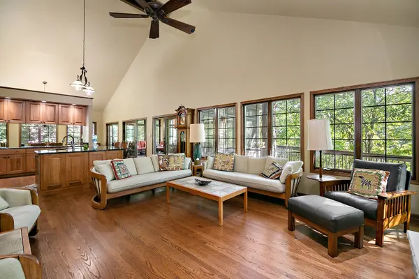 400 S Martin ST, Ashkum, IL 60911