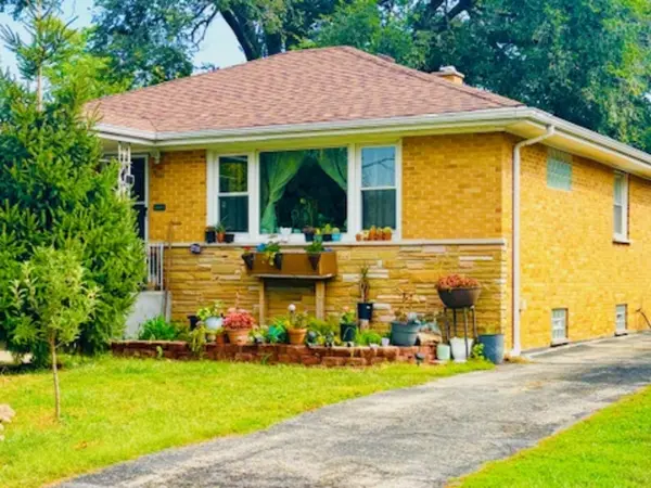 2235 S 18th AVE, Broadview, IL 60155