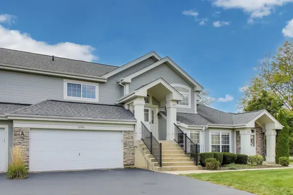 1370 Spencer LN #-, Batavia, IL 60510