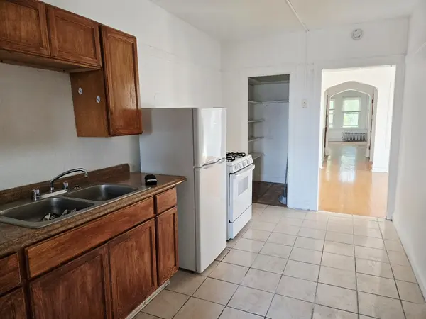 7708 S Wabash AVE, Chicago, IL 60619