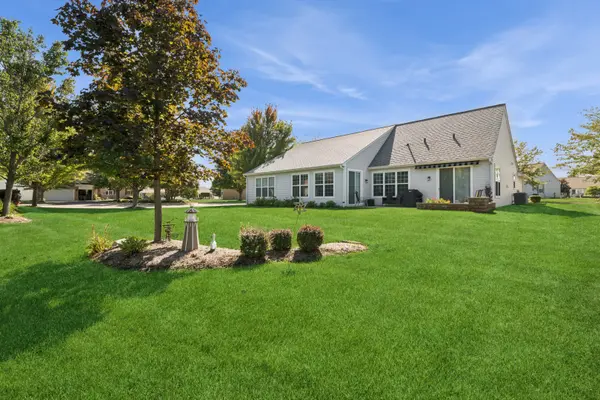 2468 Vista TRL, Elgin, IL 60124