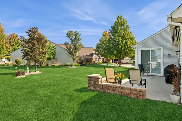 2468 Vista TRL, Elgin, IL 60124
