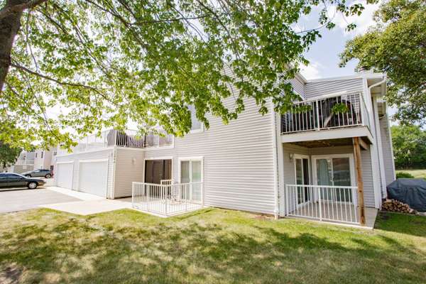 2246 N Baldwin WAY #1A, Palatine, IL 60074