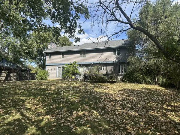 4171 Midlane DR, Wadsworth, IL 60083
