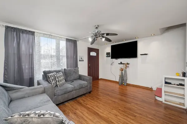 1051 N Parkside AVE, Chicago, IL 60651