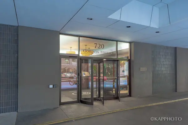 720 W Gordon TER #3N, Chicago, IL 60613