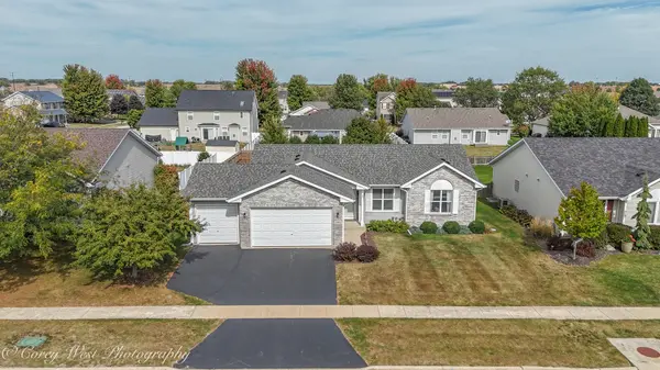 2042 Lafayette DR, Belvidere, IL 61008