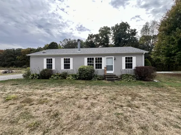 14374 N 1st ST, Beecher City, IL 62414