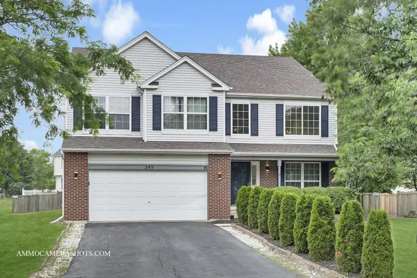 249 Gladiolus DR, Romeoville, IL 60446