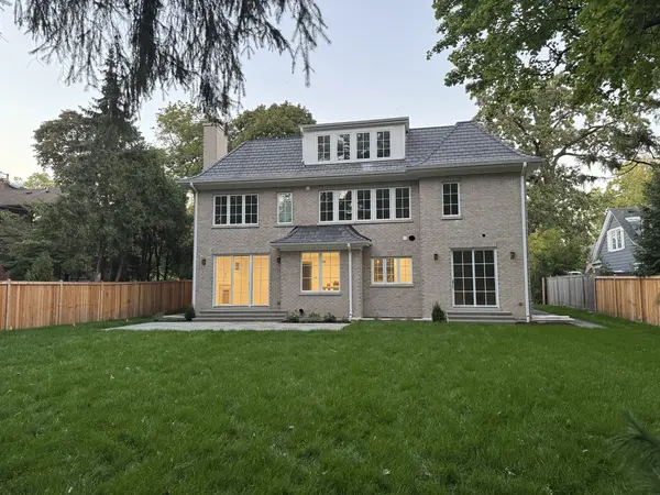 518 Elder LN, Winnetka, IL 60093