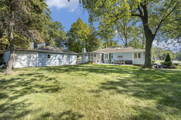 1991 Indiana AVE, Lansing, IL 60438
