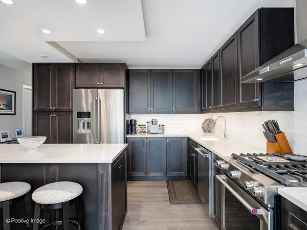 400 E RANDOLPH ST #1929, Chicago, IL 60601