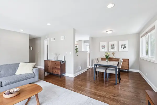 9333 Kildare AVE, Skokie, IL 60076