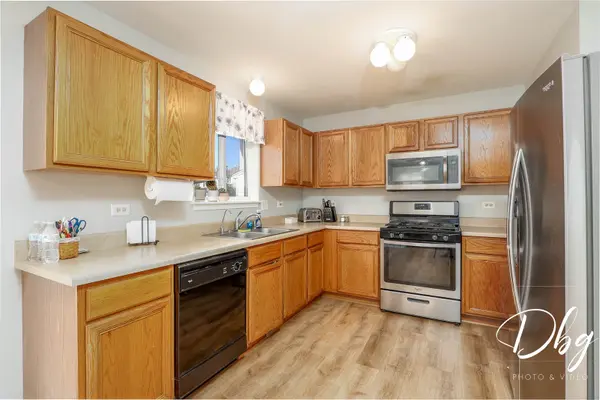 2380 N Salem LN, Round Lake Beach, IL 60073