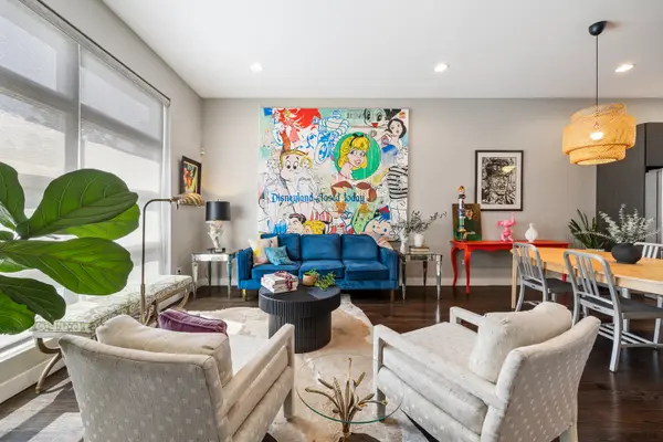 3566 W Palmer ST, Chicago, IL 60647