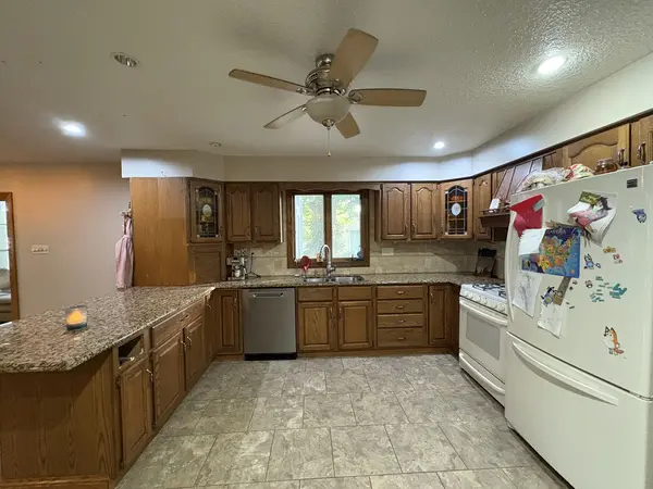102 Maple ST, Cedar Point, IL 61316