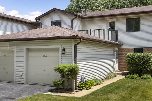 5305 Newport DR, Lisle, IL 60532