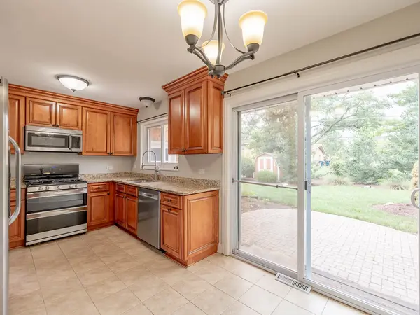 454 E Park AVE, Elmhurst, IL 60126