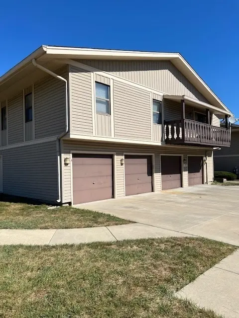 5775 Madrid CT #A, Hanover Park, IL 60133