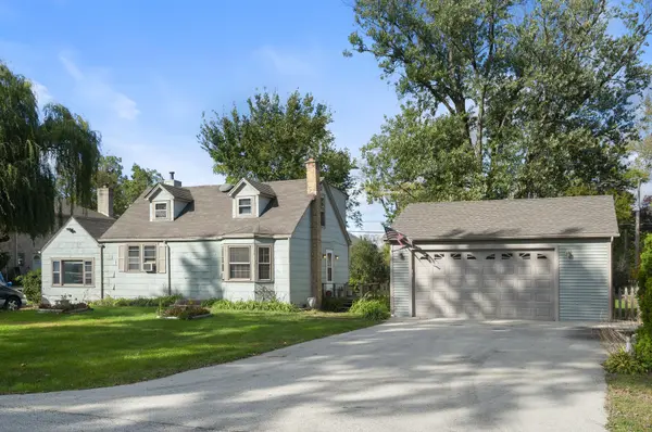 139 E Anita AVE,  Mount Prospect,  IL 60056
