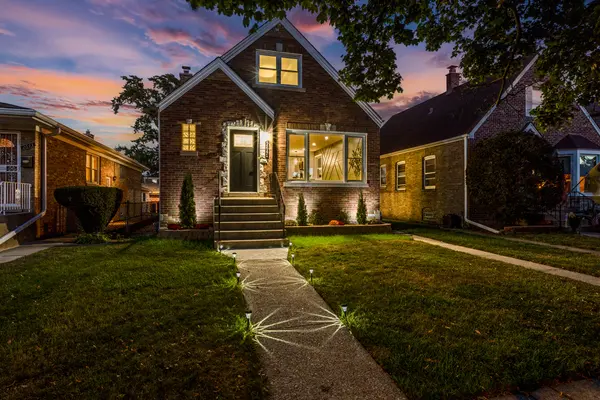 2641 Oak ST, Franklin Park, IL 60131