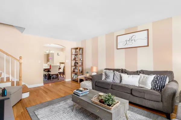 3728 Wesley AVE, Berwyn, IL 60402