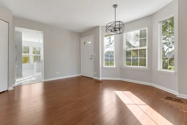 148 White Branch CT, Buffalo Grove, IL 60089