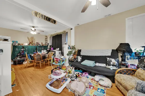 3951 S CAMPBELL AVE, Chicago, IL 60632