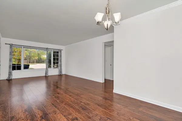 1505 Plymouth PL #1E, Glenview, IL 60025