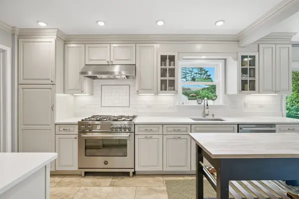 2907 Orchard AVE, Wilmette, IL 60091
